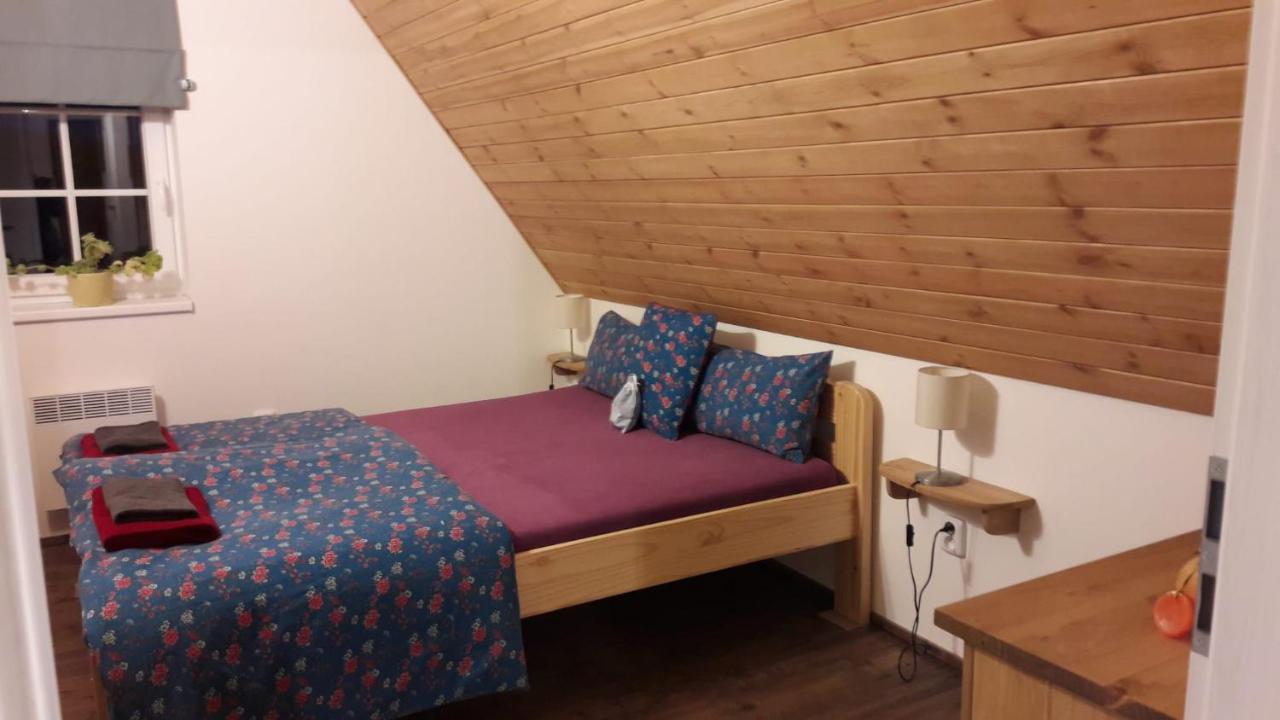 Chaloupka Pod Kanci Stezkou Nova Ves nad Nisou Exteriér fotografie